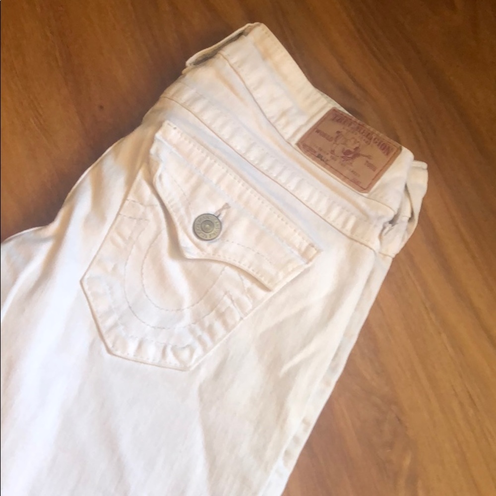 White true religion